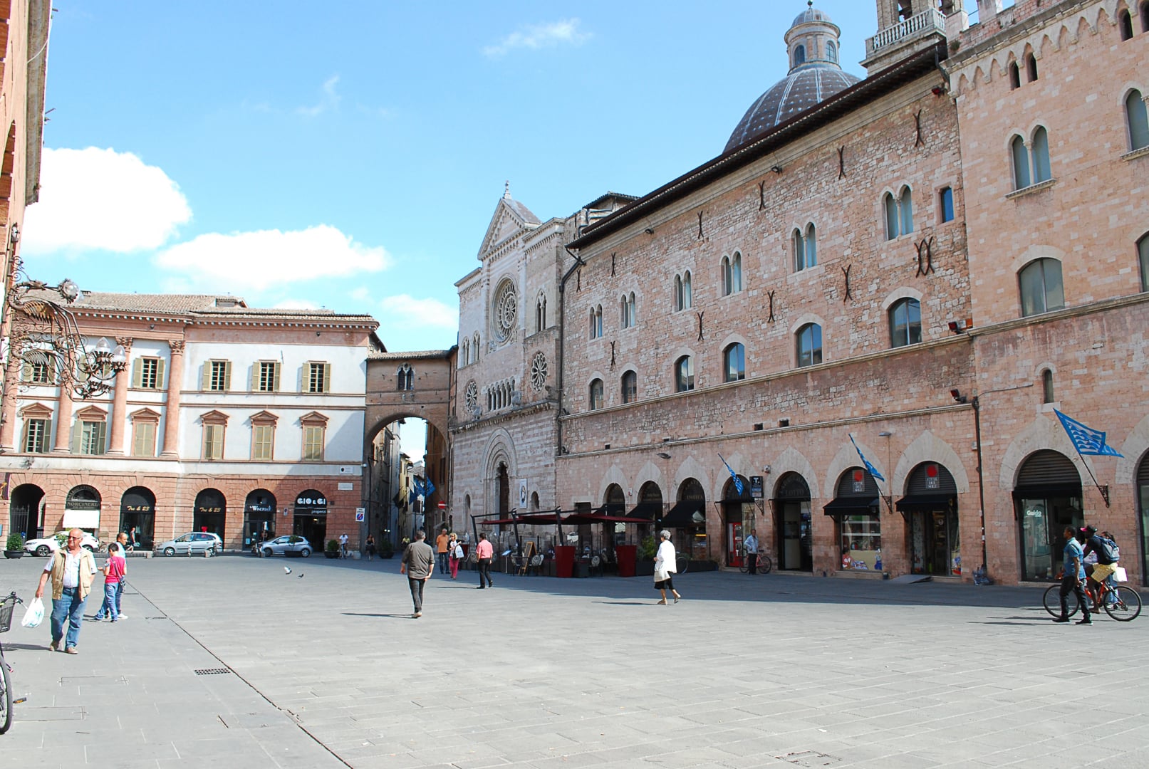 Szent Ferenc NyomĂˇban